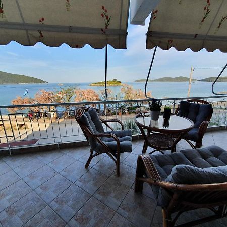 Néa Péramos Θέα Μπροστά Στη Θάλασσα 아파트 외부 사진